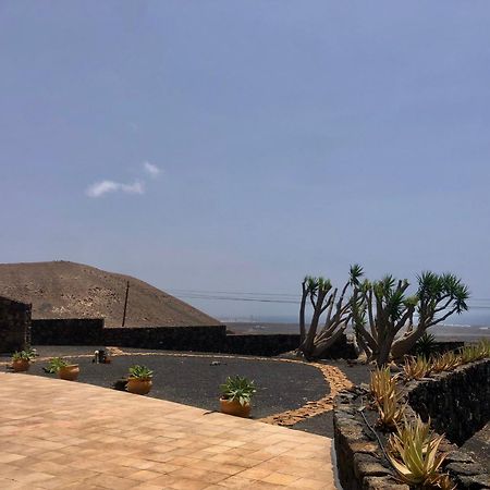 Villa Luciano "Spirit Of The Canaries" Tías Exteriör bild
